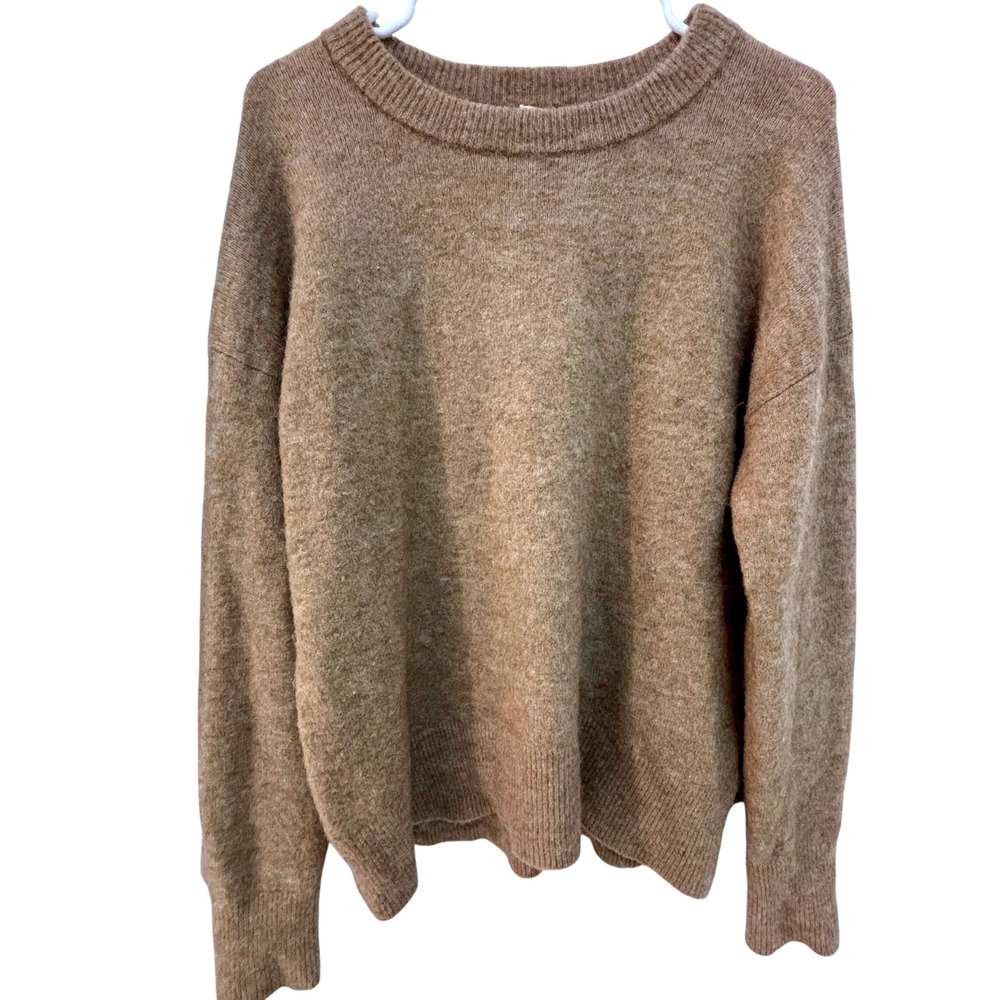 The Group by Babaton Aritzia Brown Crew Neck Knit Sweater XS Dropped Shoulder